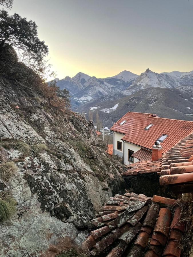La Indefinida Villa Toranzo Eksteriør billede